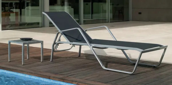 Cama de jardín apilable de aluminio plata Imperial