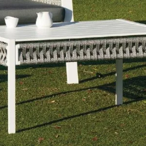 Mesa baja rectangular de aluminio y cuerda Alhambra