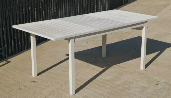 Mesa de comedor extensible abierta para jardín Palma