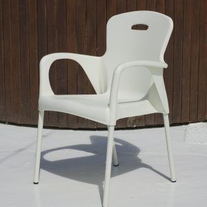 Silla apilable de acero y resina para patio Almera 3