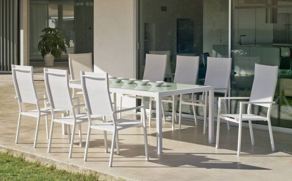 Conjunto de mesa de aluminio de 210 cm. y 8 sillas para jardín Corcega Janeiro