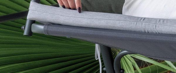 Detalle tapicería del Balancín de aluminio para jardín Shairo