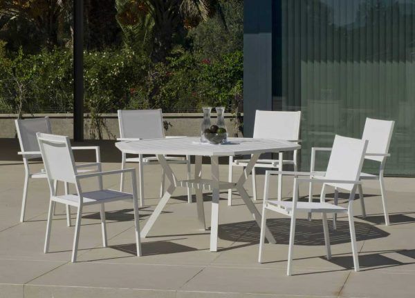 silla apilable de aluminio blanco con brazos para jardín Córcega