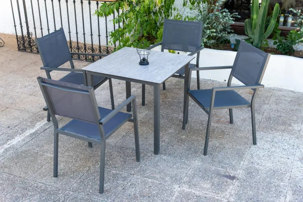 Conjunto de terraza con mesa y 4 sillas Margot