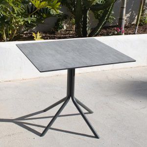 Mesa cuadrada abatible para terraza pequeña Mistral