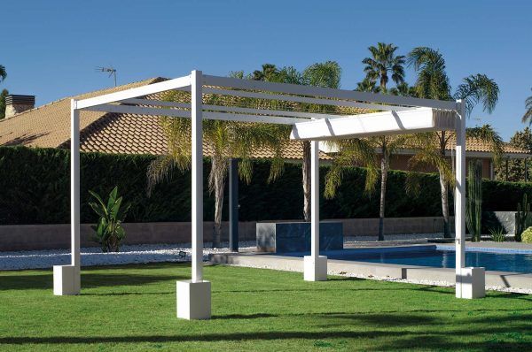 Pérgola 4x3 de aluminio cubierta retráctil Kavana