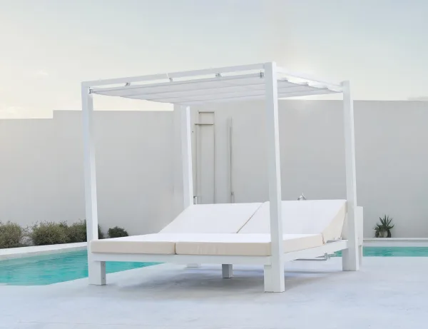 Cama balinesa con techo retráctil Oxaca