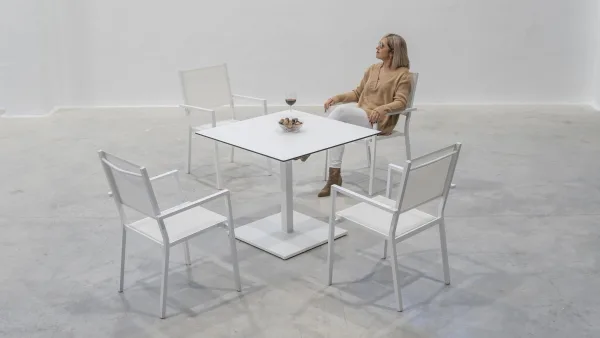 Mesa de bar exterior para cafeterías de diseño moderno Brisol