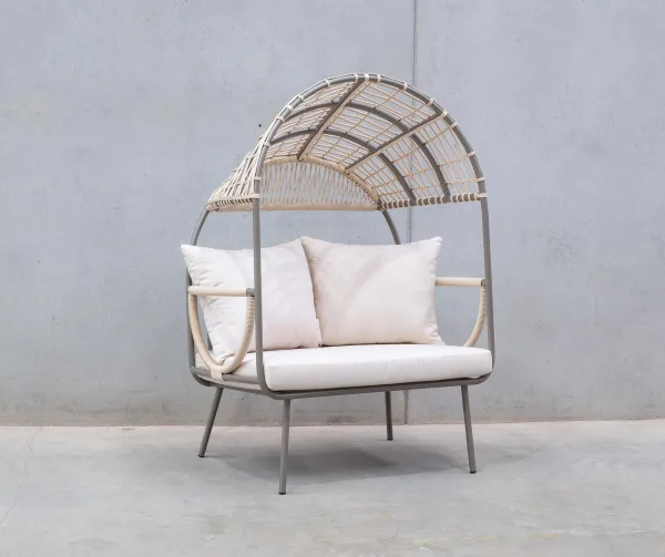 Sillón con forma de huevo de cuerda trenzada para terraza