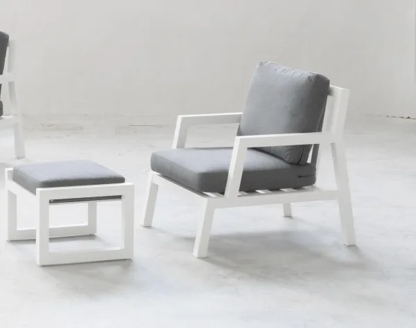 Sillón para exteriores de diseño vanguardista Leisa